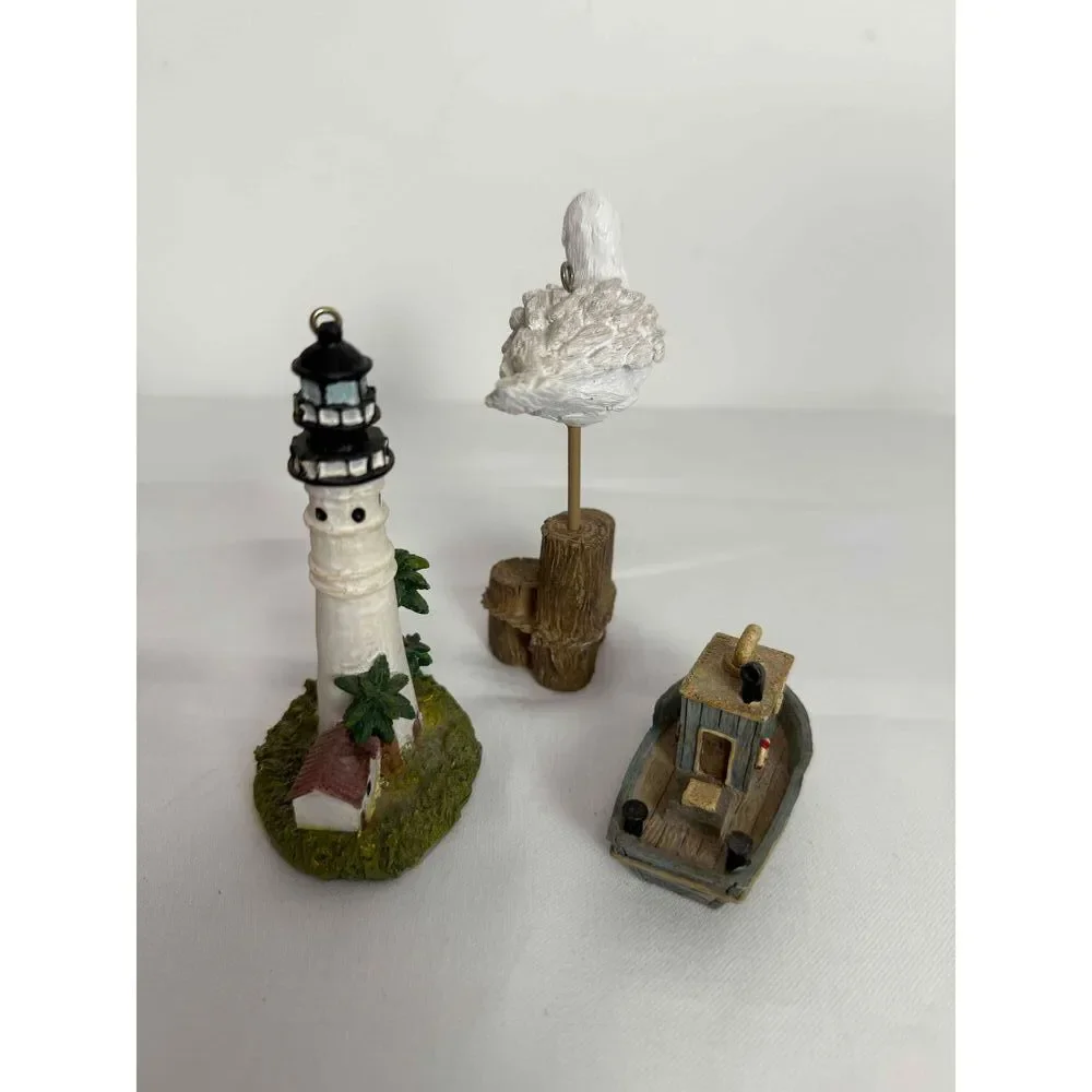 Miniature Set White‎ Seagull Lighthouse Boat Model China Figurine Ornaments